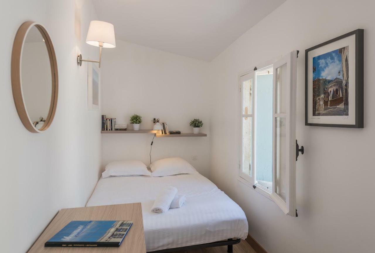 Les Secrets De Sainte Eulalie - Premiere Conciergerie Apartment Montpellier Bagian luar foto